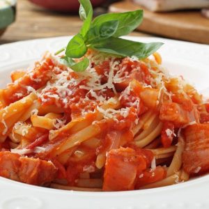 Pici  alla amatriciana+pane